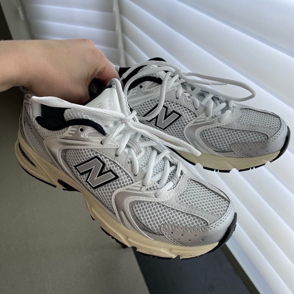 New Balance 530